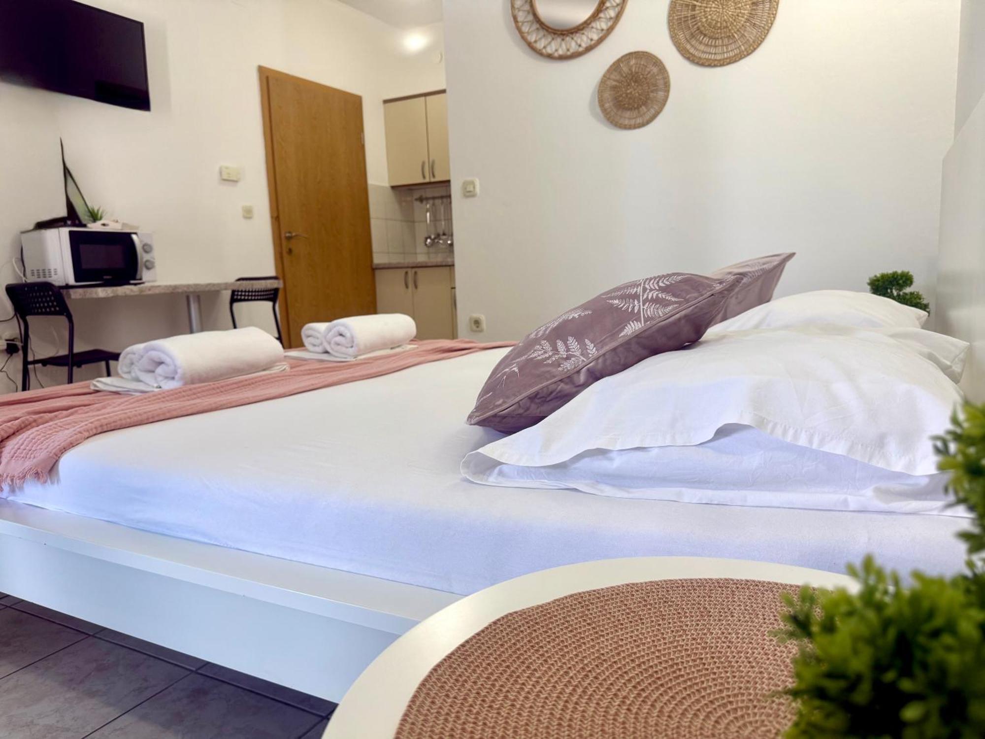 Apartments Ana & Ita نوفاليا المظهر الخارجي الصورة